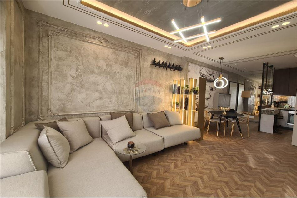 Tirane, jepet me qera apartament 1+1 Kati 20, 77 m² 1.000 € (Rruga Kavajes)