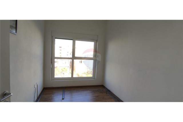 Tirane, shitet apartament 3+1 Kati 3, 157 m² 113.000 Euro (Rruga Ali Demi)