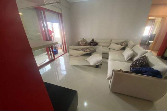 Tirane, jepet me qera apartament 2+1 Kati 5, 100 m² 350 Euro (laprak)