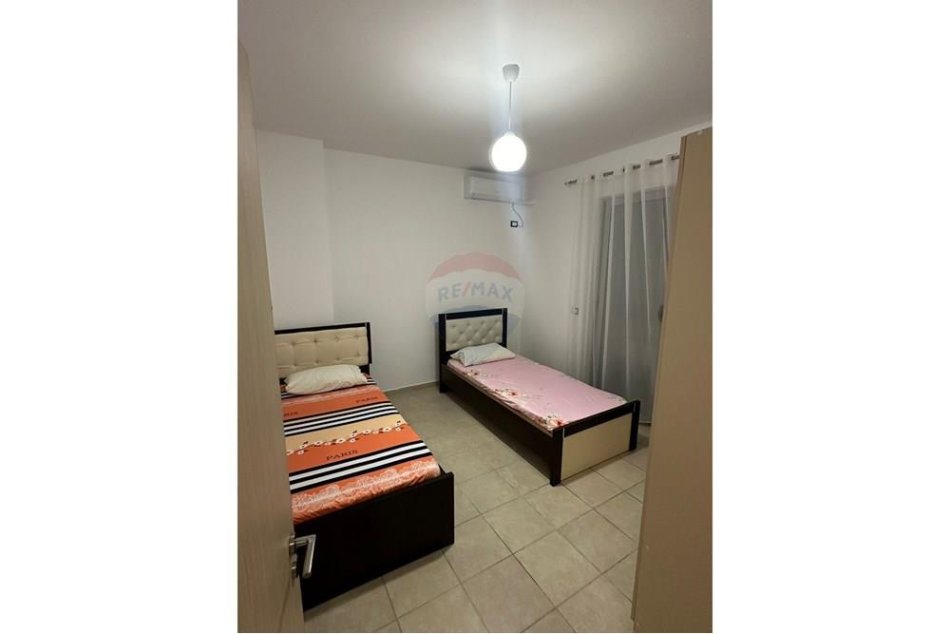 Tirane, jepet me qera apartament 2+1 Kati 7, 100 m² 500 € (Astir,)