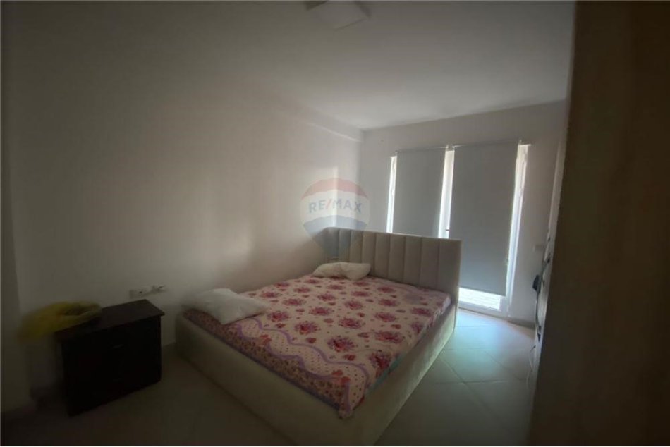 Tirane, jepet me qera apartament 2+1 , 90 m² 500 € (Apartament 2+1+2+ post parkimin me qera te SimaCo)