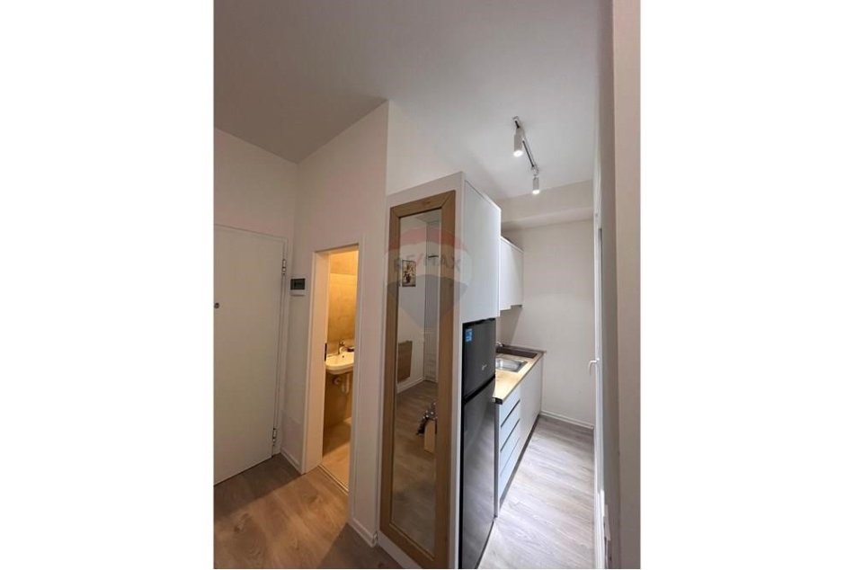 Tirane, shitet garsonier 1+1 Kati 0, 27 m² 47.000 € (Shitet Garsoniere, Ali Demi, Tiranë.)