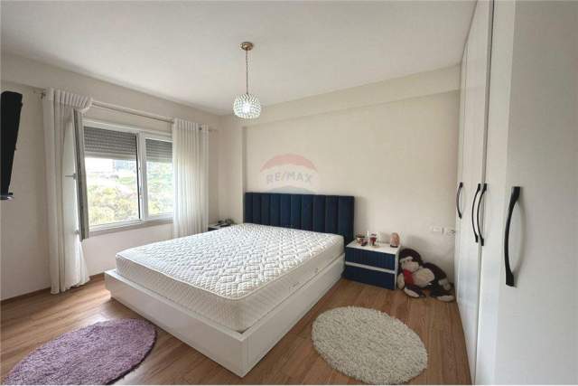Tirane, shitet apartament duplex 2+1+BLK Kati 0, 220.000 Euro (Rezidenca Kodra e Diellit 2)