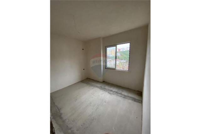 Tirane, shitet apartament 2+1+BLK Kati 5, 108 m²