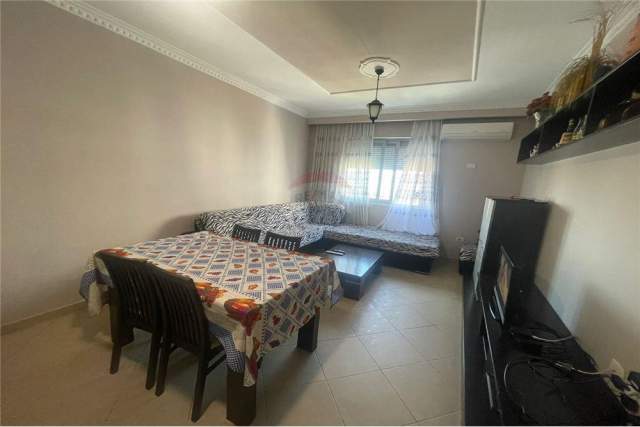 Tirane, shitet apartament 3+1+A+BLK Kati 2, 135 m²