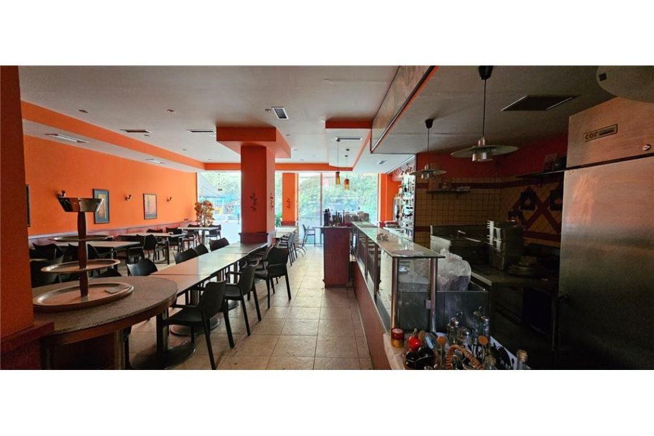 Tirane, jepet me qera lokal , Kati 0, 130 m² 300,000 € (Komuna e Parisit)