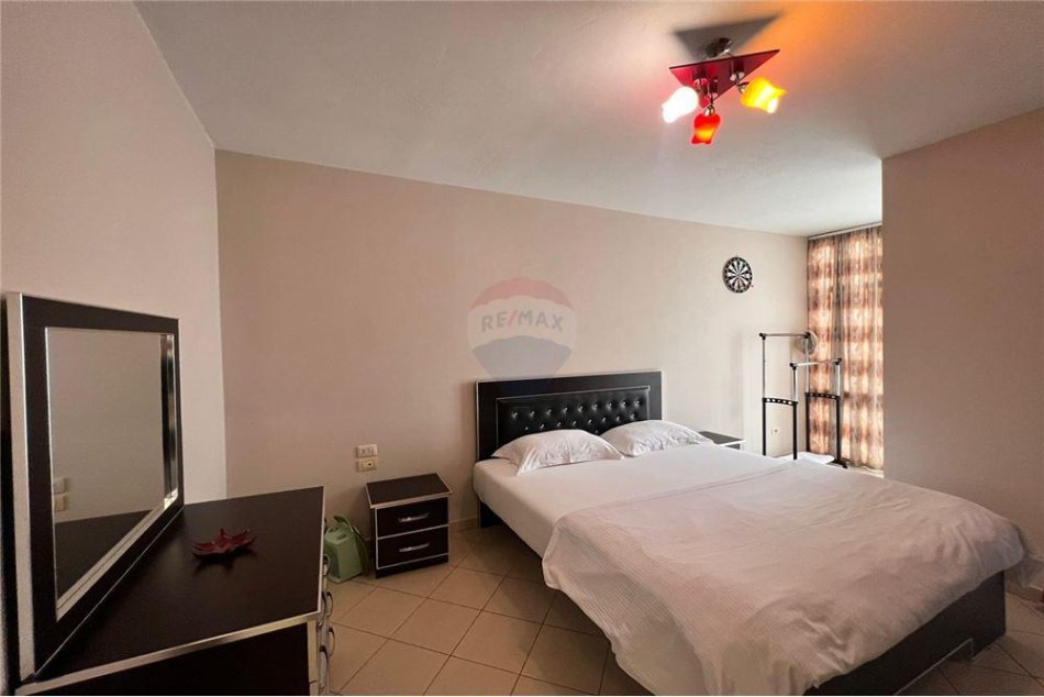 Tirane, shitet 1+1+Ballkon Kati 2, 65 m² 95.000 € (Teodor Keko)