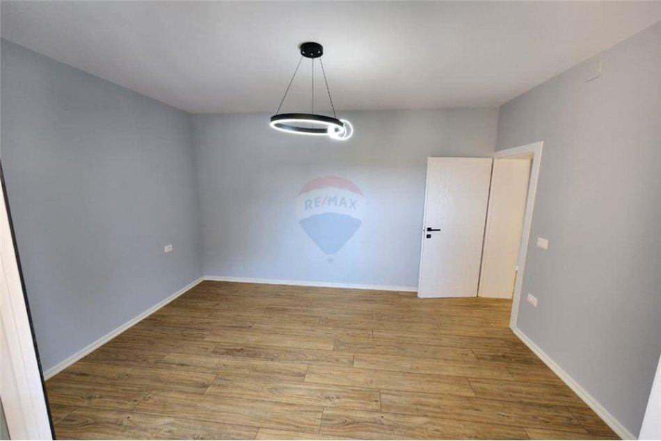 Tirane, shitet apartament 2+1 Kati 3, 80 m² 145.000 € (Rruga Haxhi Hysen Dalliu)