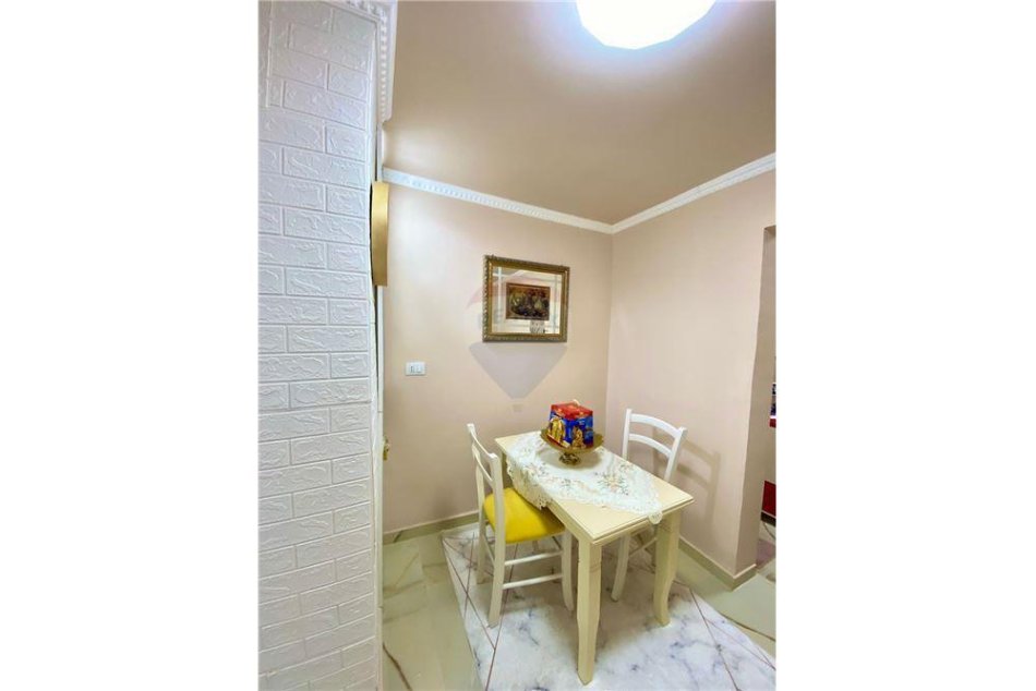Tirane, jepet me qera apartament 1+1 Kati 6, 42 m² 450 € (Grigor Heba)