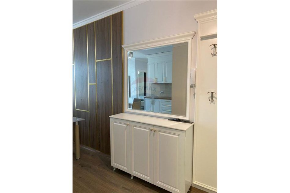 Tirane, jepet me qera 2+1+Aneks+Ballkon Kati 5, 100 m² 700 € (Don Bosko)
