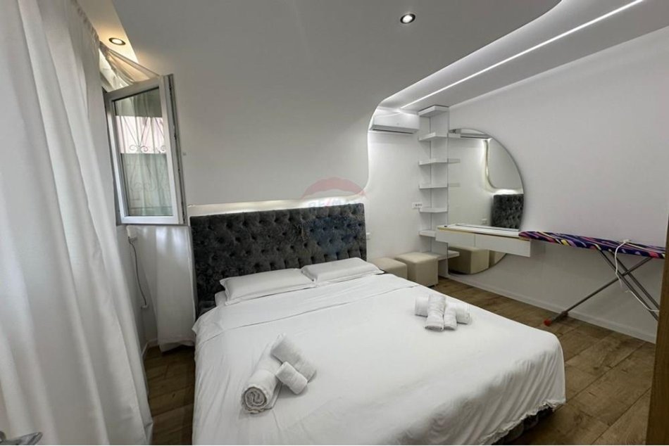 Tirane, jepet me qera apartament 1+1 , 55 m² 650 € (Shkolla Sabaudin Gabrani)