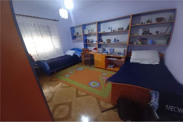 Tirane, shitet Vile 2+1+BLK Kati 2, 229 m² 185.000 Euro (Rruga Fehmi Ibrahimi)
