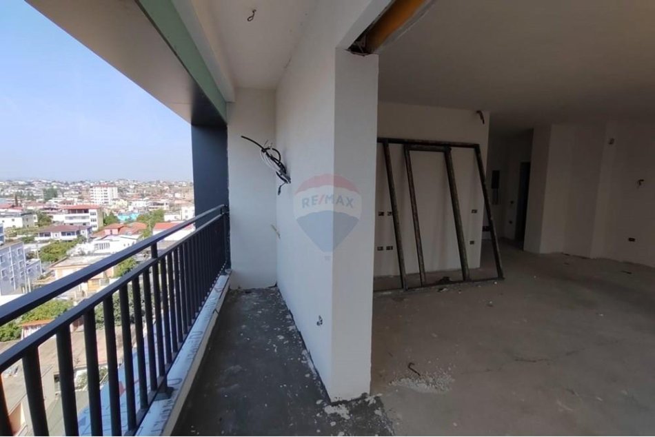 Tirane, shitet apartament 3+1+Ballkon Kati 7, 126 m² 227.000 € (Filip)