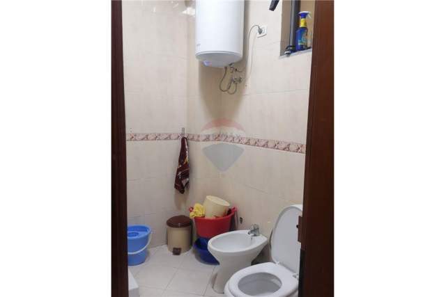 Tirane, shitet apartament 2+1 Kati 2, 80 m² 108.000 €  (Rruga Medar Shtylla)