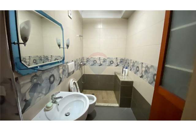 Tirane, shitet apartament 1+1 69 m² 95.000 Euro (Rr. e Elbasanit)