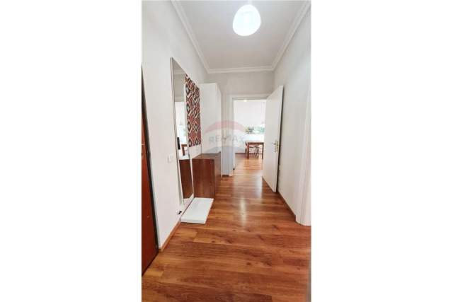 Tirane, shitet apartament 1+1 Kati 2, 65 m² 121.000 Euro (Komuna e Parisit)