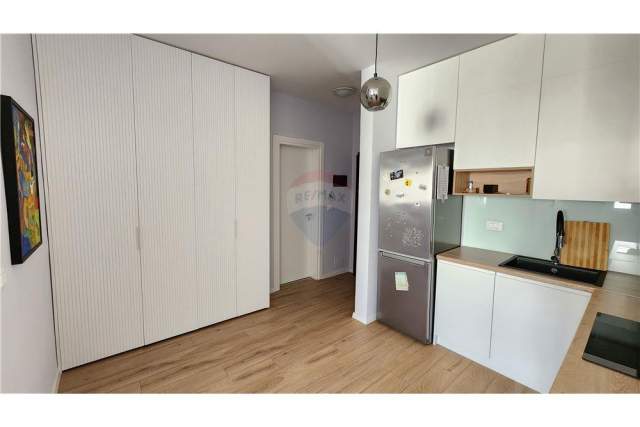 Tirane, jepet me qera apartament 1+1+BLK Kati 6, 62 m² 500 Euro (Rruga Shyqyri Ishmi)