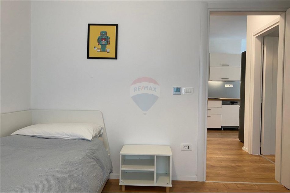 Super apartament 2+1+ depo+ post parkimi me qira tek Liqeni i Thate!