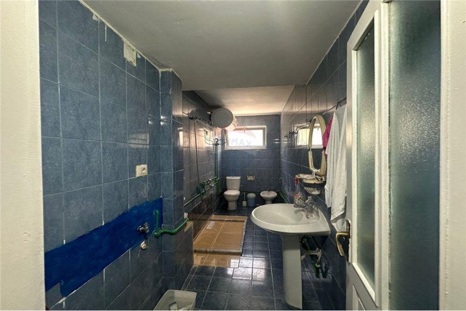 Tirane, shitet 2+1 Kati 2, 137.600 € (Muhamet Gjollesha)