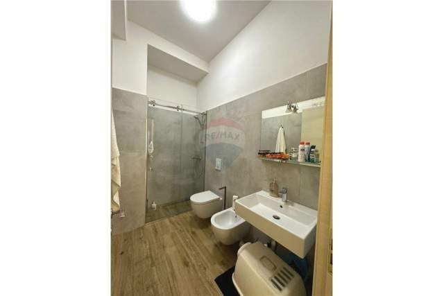 Tirane, shitet apartament duplex 2+1+BLK Kati 0, 220.000 Euro (Rezidenca Kodra e Diellit 2)