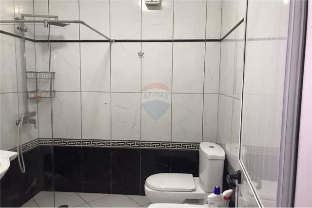 Tirane, jepet me qera apartament 3+1+A+BLK Kati 2, 102 m² 350 Euro (Tek Fresku)