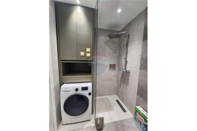 Tirane, jepet me qera apartament 2+1 Kati 5, 1.000 Euro