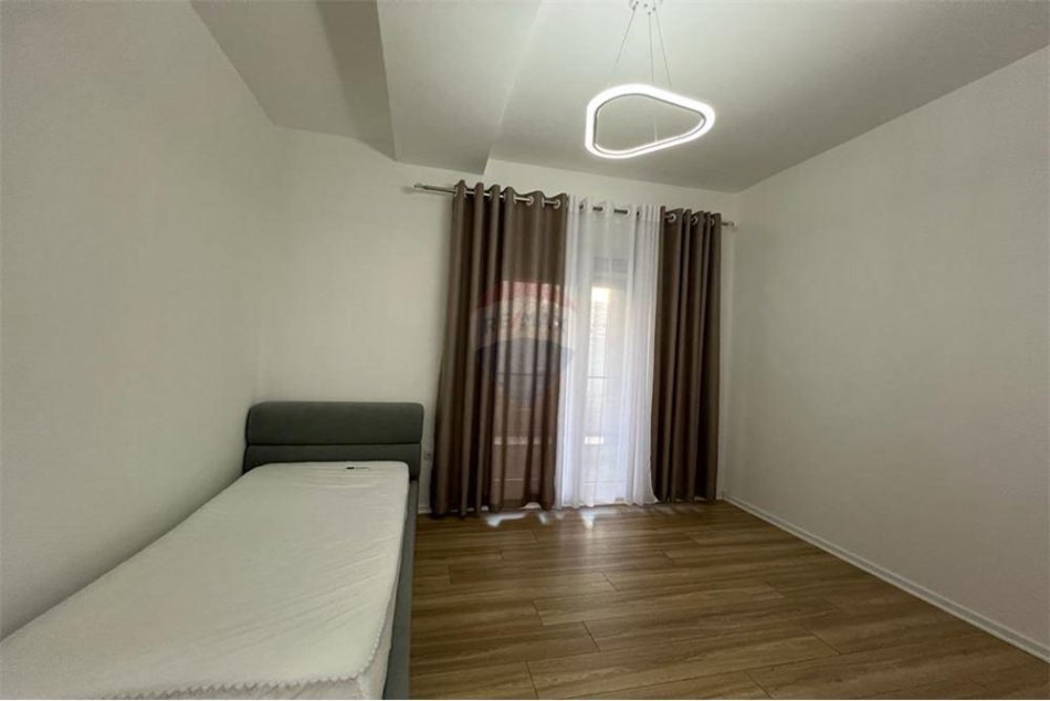 Apartament 3+1+2 me Qera, Kompleksi Kontakt