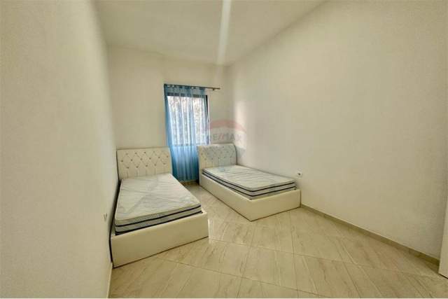 Tirane, shitet apartament 2+1+BLK Kati 1, 87 m² 80.000 Euro (Shkoze)
