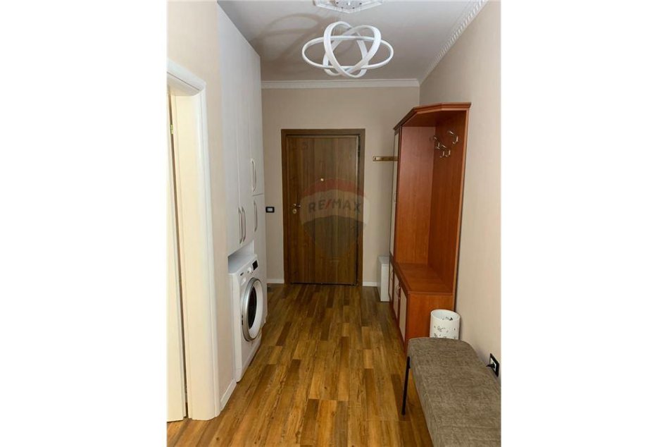 Apartament 1+1 me qira tek Rruga e Elbasanit!