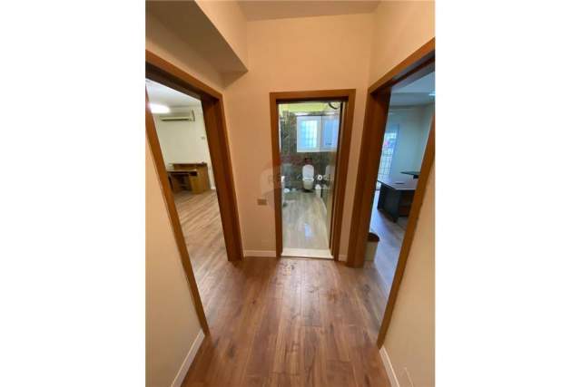 Tirane, shes apartament 1+1+A Kati 2, 71 m² 140.000 Euro (Perlat Rexhepi)