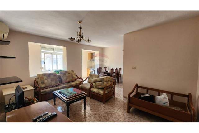 Tirane, shitet apartament 2+1+BLK Kati 4, 75 m² 125.000 Euro (Bulevardi Zogu I)