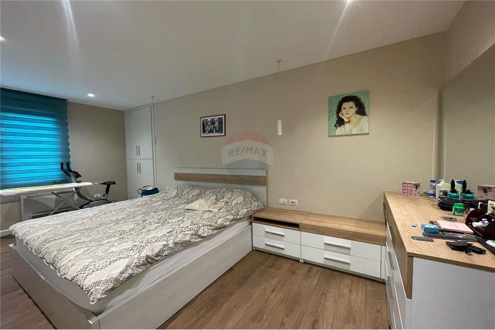Apartament me qira tek Rruga e Elbasanit 900 Euro/Muaj