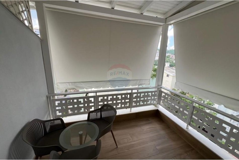 Tirane, shitet apartament 2+1 , (Kopshti Botanik)
