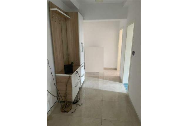 Tirane, jepet me qera zyre Kati 2, 70 m² 400 Euro (qender)