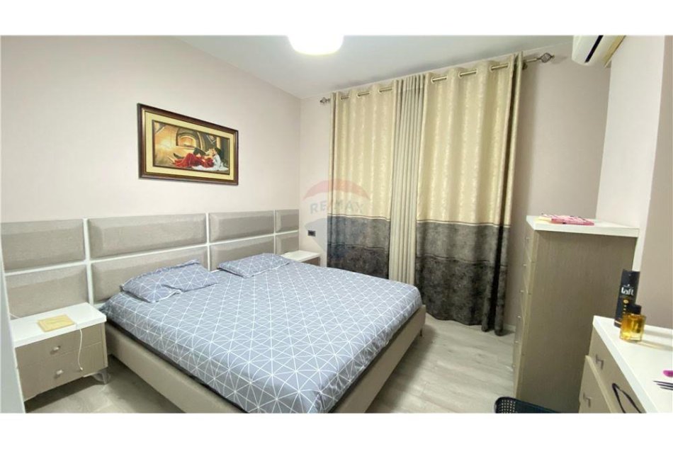 Apartament me qira 2+1 tek Rruga Elbasanit!