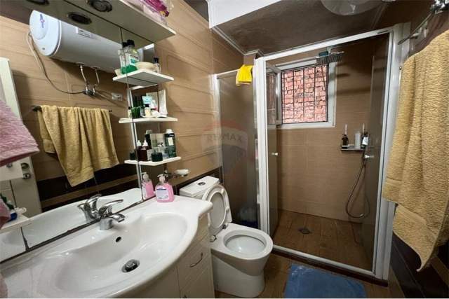 Tirane, jepet me qera apartament 3+1+BLK Kati 2, 140 m² 850 Euro (Stadiumi Dinamo)
