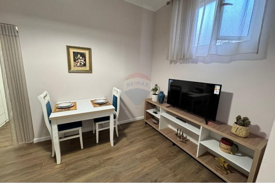 Tirane, shitet apartament Kati 1, 39 m² 99.000 € (Rruga e Durrësit)