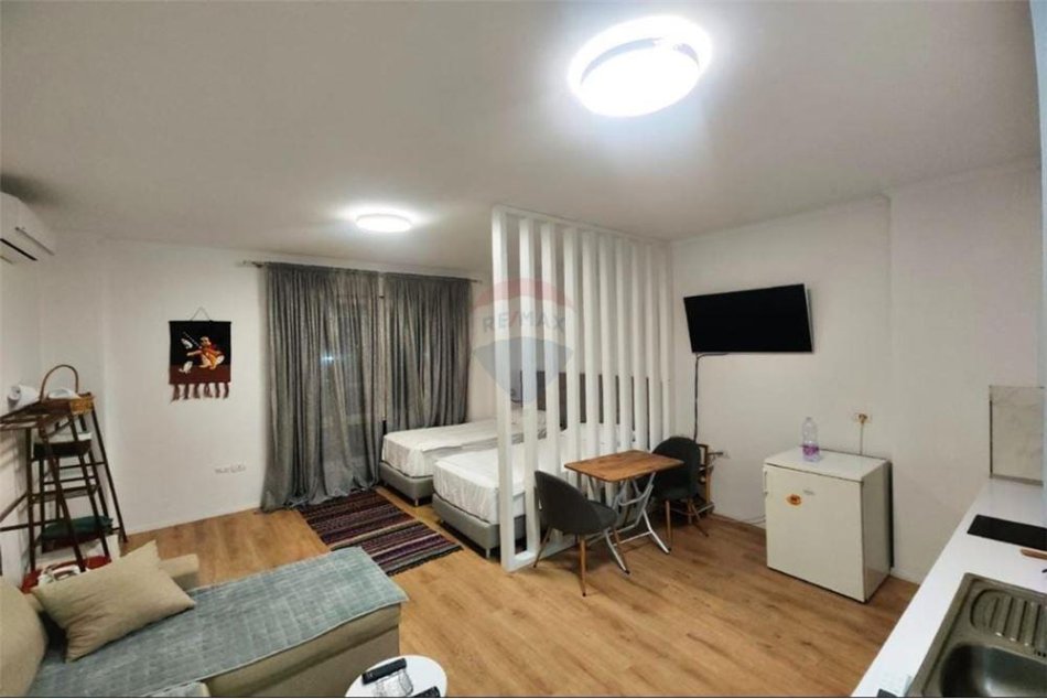 Tirane, shitet apartament Kati 1, 44 m² 75.000 € (Zihni Sako - Porcelan)