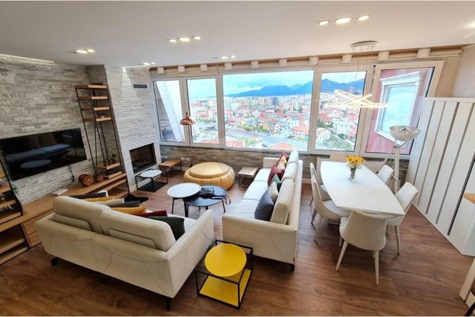 Tirane, shitet apartament 5+1 Kati 6, 189 m² 500.000 € (Perballe Kristal Center - Rezidenca Kodra e Diellit, Shqipëri)