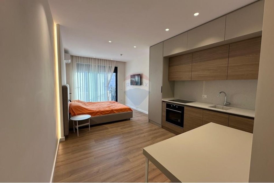 Tirane, jepet me qera garsonier Kati 3, 42 m² 450 € (liqeni i thate)