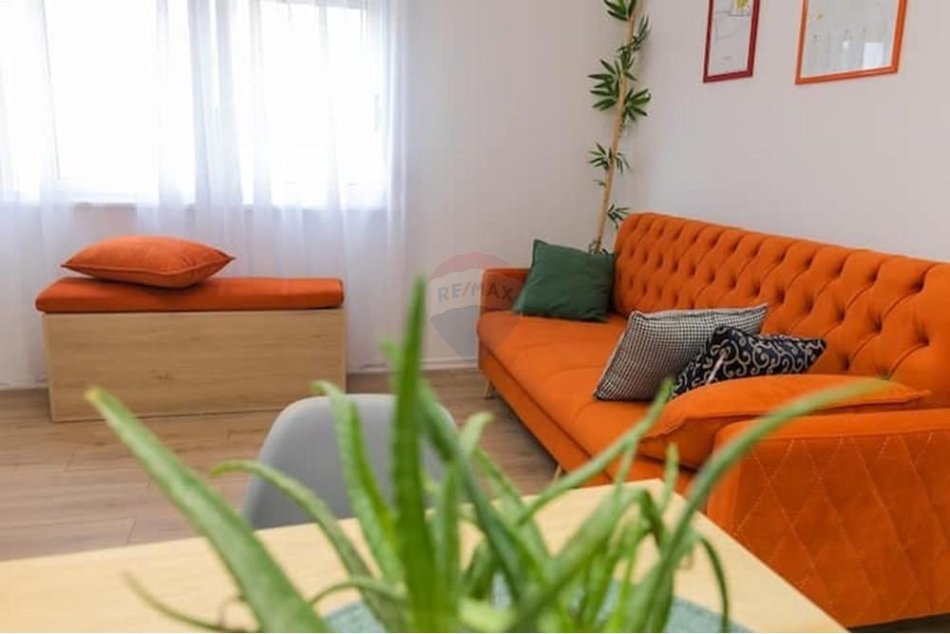 jepet me qera apartament 1+1 Kati 5, 60 m² 600 € (Rruga e Dibrës - Selvia)
