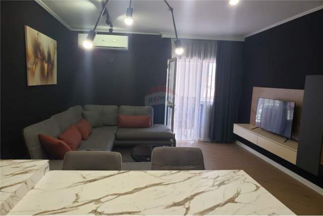 Tirane, shitet apartament 1+1+BLK Kati 6, 66 m² 130.000 Euro (Stadiumi Dinamo)