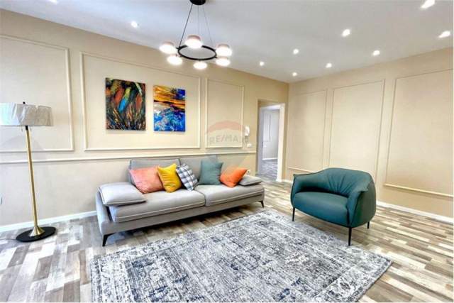 Tirane, shitet apartament 2+1+BLK Kati 9, 95 m² 135.000 Euro (Zogu i zi)