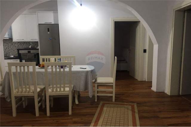Tirane, jepet me qera apartament 3+1+BLK Kati 3, 120 m² 35.000 Leke (babrru)