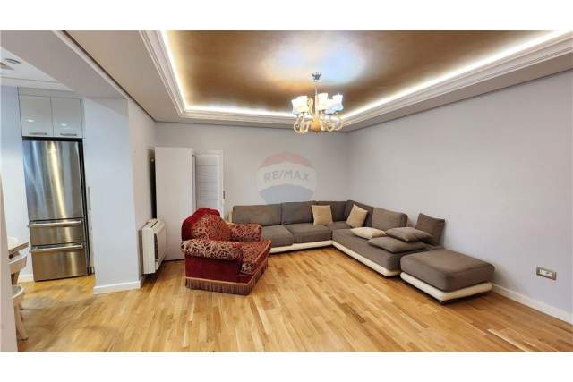 Tirane, jepet me qera apartament 2+1+A Kati 1, 96 m² 750 Euro (Bardhok Biba)