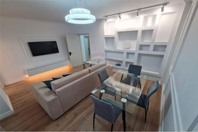 Tirane, jepet me qera apartament 2+1+A Kati 2, 110 m² 750 Euro (Myslym Shyri)