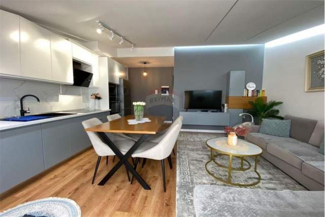 Tirane, shitet apartament 2+1+BLK Kati 5, 107 m² 123.000 Euro