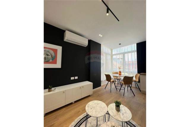 Tirane, shitet garsonier 1+1 Kati 2, 34 m² 75.000 Euro (Komuna Parisit)