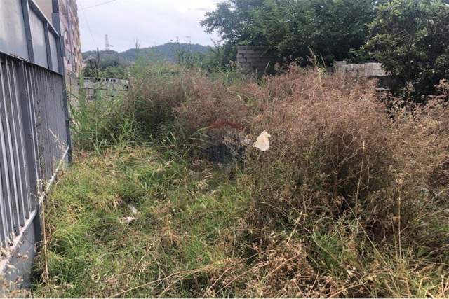 Vlore, shitet shtepi 1 Katshe Kati 1, 351 m² 75.000 Euro (Rruga Hysen Bregasi)