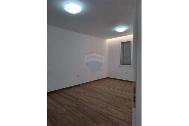 Tirane, shitet apartament 2+1+A 60 m² 105.000 Euro (Rr. Muhamet Gjollesha)